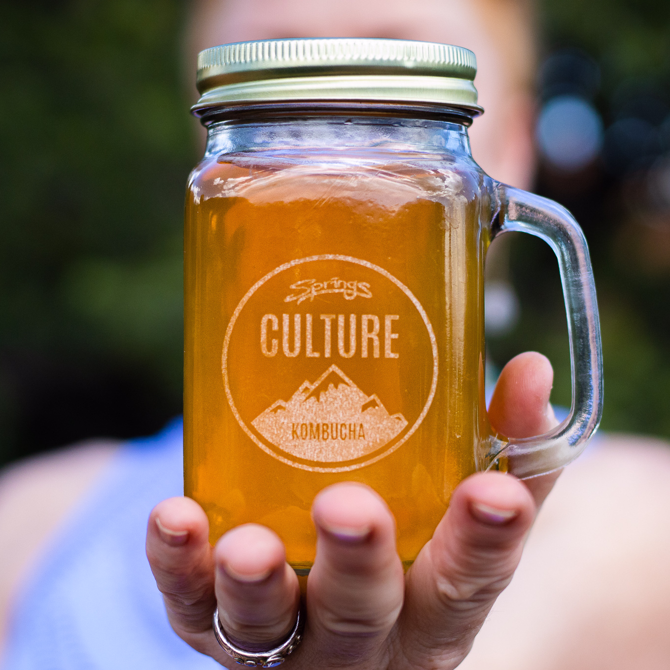 kombucha in mason jar, from springs culture in colorado springs